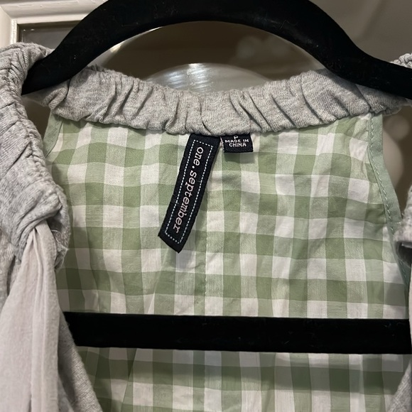 Anthropology One September WomenSleeveless Top Heather grey gingham Knit Ruffles - Picture 3 of 4